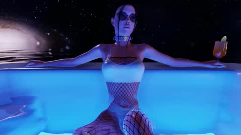 Aura online show from November 2, 2025, 10:45 pm