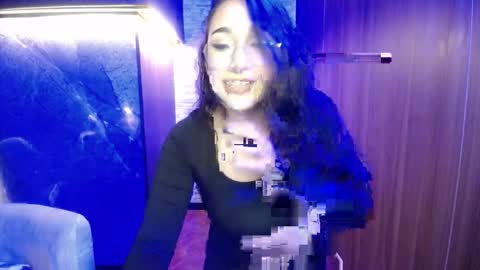 aura_cute_ online show from April 14, 2026, 3:45 am