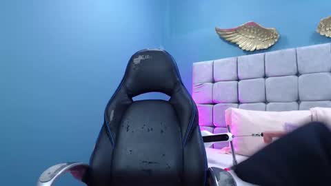 Snapshot of auraarnau chatting on January 7, 2026, 4:42 pm Aura Arnau online show from January 7, 2026, 4:42 pm