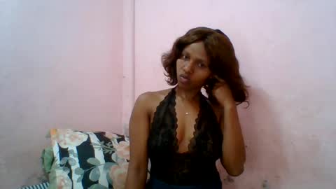 Snapshot of aurelia107 chatting on July 17, 2026, 8:35 pm aurelia107 online show from July 17, 2026, 8:35 pm