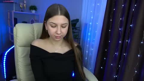 Nikol online show from January 21, 2025, 1:54 pm