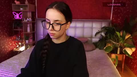 Aurora online show from February 15, 2025, 4:34 pm