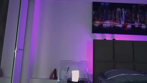 Aurora online show from April 17, 2026, 6:55 pm