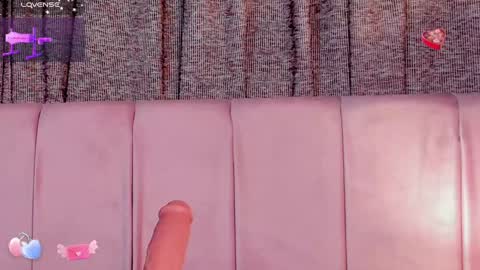 aurora_divine online show from January 27, 2025, 10:06 pm