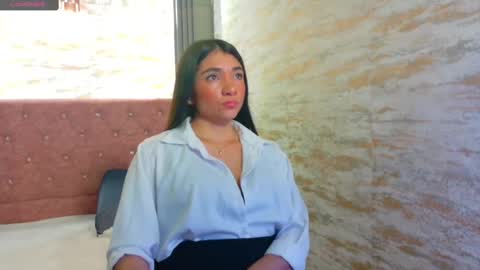 Aurora online show from September 25, 2025, 3:43 am