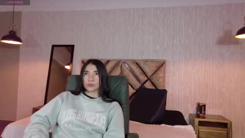 Aurora online show from October 9, 2025, 4:10 am