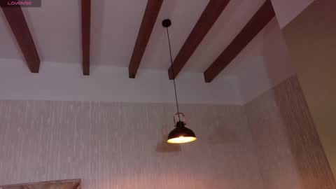 Aurora online show from October 12, 2025, 3:27 am