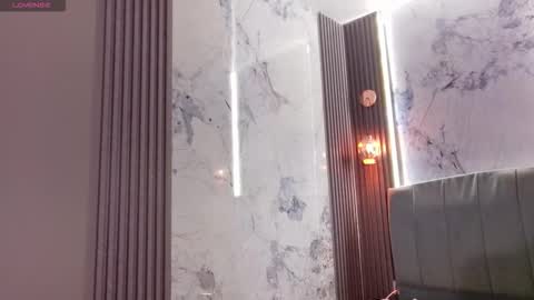 Aurora online show from October 18, 2025, 4:26 am