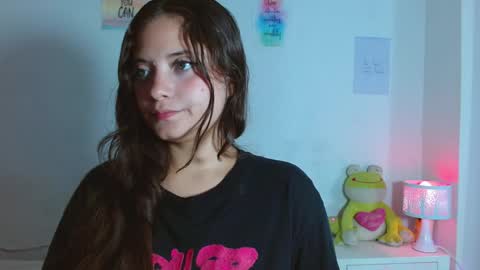 aurora_lenovic online show from December 4, 2024, 4:16 pm