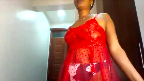 Snapshot of aurora_lightz_1 chatting on June 1, 2026, 11:39 pm IVY online show from June 1, 2026, 11:39 pm