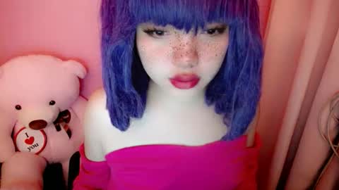 cute online show from April 20, 2026, 11:06 pm