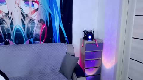 AURORA NATSUKI online show from October 4, 2025, 6:28 pm