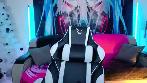 AURORA NATSUKI online show from December 23, 2025, 10:24 am