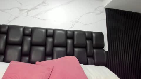 Aurora online show from December 12, 2024, 10:45 am