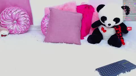 Aurora online show from March 6, 2025, 4:28 pm