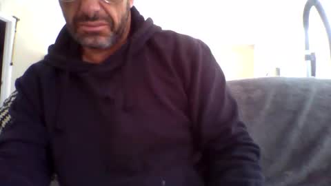 Snapshot of aussieguy59660 chatting on October 12, 2025, 12:09 am aussieguy59660 online show from October 12, 2025, 12:09 am