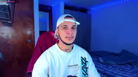 Snapshot of austin_curry chatting on January 2, 2025, 10:33 pm A online show from January 2, 2025, 10:33 pm