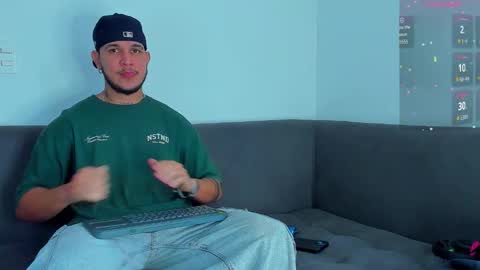 Snapshot of austin_curry chatting on October 15, 2025, 9:48 pm A online show from October 15, 2025, 9:48 pm
