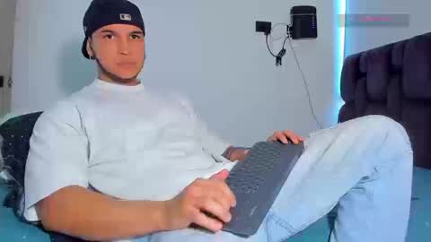 A online show from March 13, 2026, 10:27 pm