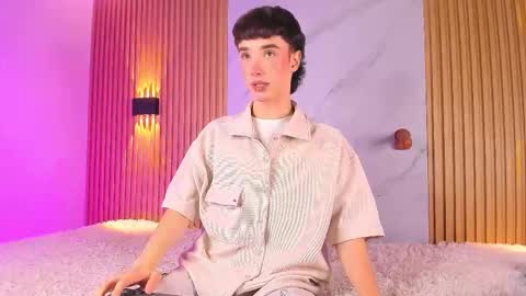 austin_rouse online show from October 16, 2025, 7:04 pm