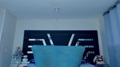 AustinTorres  online show from January 4, 2025, 2:25 am