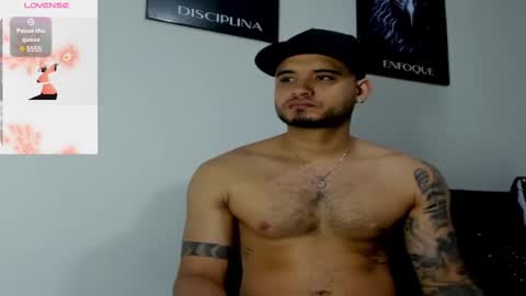 AustinTorres  online show from February 12, 2025, 2:56 am