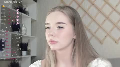 Snapshot of auto_baby chatting on October 10, 2025, 10:14 am Dasha online show from October 10, 2025, 10:14 am