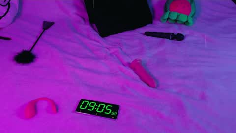Snapshot of autum_showers chatting on April 27, 2026, 5:27 am Autum Showers online show from April 27, 2026, 5:27 am