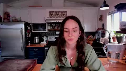 Autumn Knightly online show from March 5, 2025, 8:32 pm