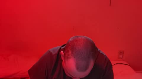 Auz online show from November 4, 2025, 10:20 pm