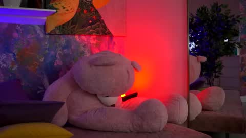 Ava online show from May 26, 2026, 8:49 pm