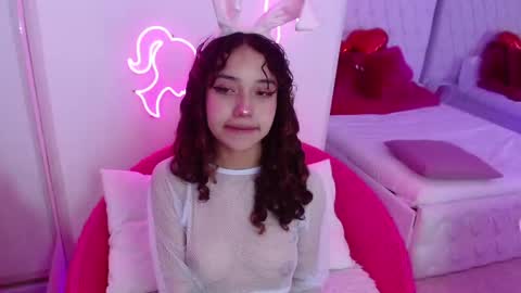 Snapshot of ava_williams_ chatting on February 15, 2025, 1:38 pm AVA online show from February 15, 2025, 1:38 pm