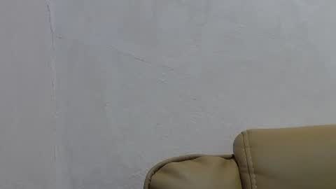 Snapshot of avablue_ chatting on June 25, 2026, 6:18 am online show from June 25, 2026, 6:18 am