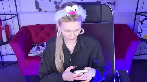 Snapshot of avadaviis chatting on February 25, 2026, 1:43 pm Ava nonude online show from February 25, 2026, 1:43 pm