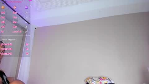 Snapshot of avajamess_ chatting on April 26, 2026, 8:01 am EVA online show from April 26, 2026, 8:01 am