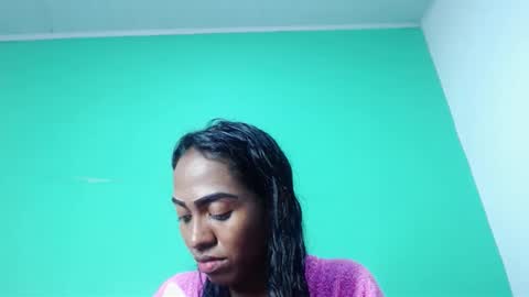 avalericherrycm101 online show from November 26, 2025, 2:01 am