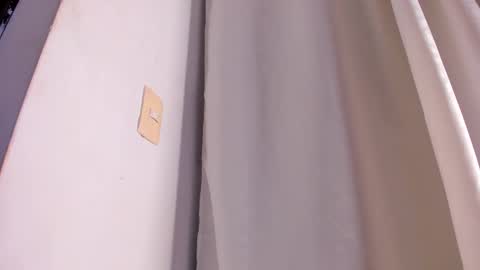 Snapshot of avaline_blanc chatting on February 13, 2025, 1:08 am Avaline Help me reach 100 likes TRANSMISSION EVERY DAY FROM 39 PM online show from February 13, 2025, 1:08 am