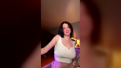 Snapshot of avallanchee chatting on May 20, 2026, 7:58 am avallanchee online show from May 20, 2026, 7:58 am