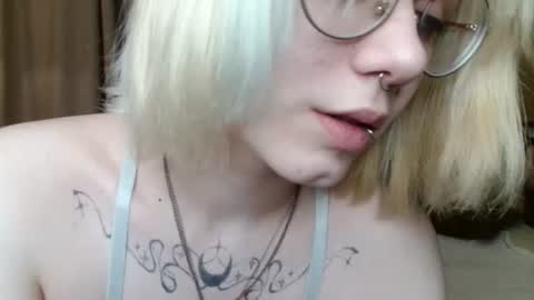 Snapshot of avaobierne chatting on June 6, 2026, 6:51 am avaobierne online show from June 6, 2026, 6:51 am