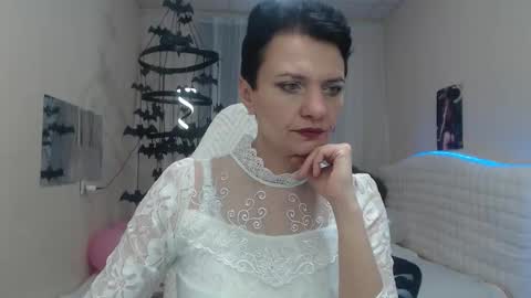avasaturnian online show from October 16, 2025, 12:17 pm