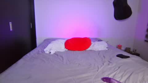 Ava  online show from January 22, 2025, 2:26 am