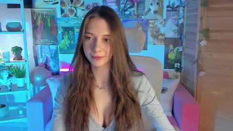 Avie online show from January 7, 2025, 6:14 pm