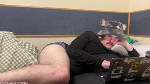 Average Jackson online show from November 19, 2025, 9:26 pm