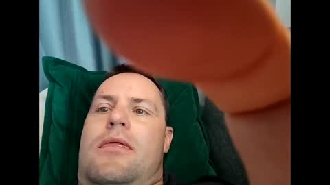 averagejoe2025 online show from April 21, 2026, 2:51 am