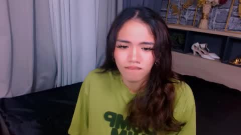 Avery online show from December 19, 2025, 9:11 pm