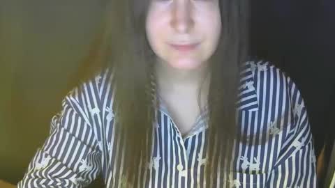 avialenne online show from March 29, 2026, 5:24 pm