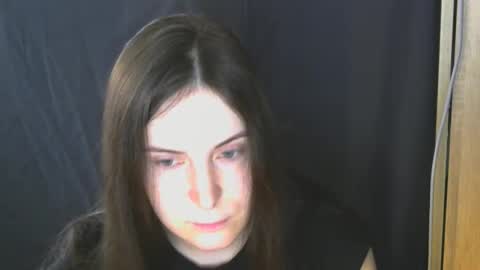 avialenne online show from April 19, 2026, 12:04 pm