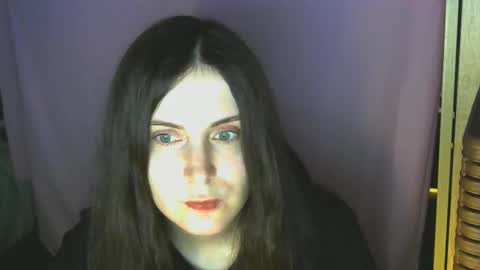 avialenne online show from April 27, 2026, 6:17 pm