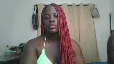 avian_babe1 online show from June 28, 2026, 6:52 am