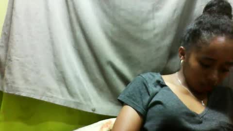 avontsoaldy online show from April 17, 2026, 6:55 pm